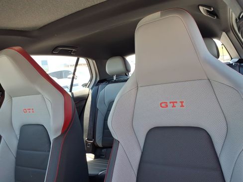 New 2026 Volkswagen GTI SE FWD image 13