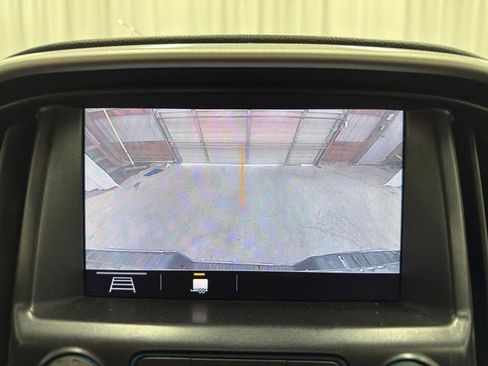 Used 2020 GMC Canyon SLE w/ Elevation Edition AWD/4WD image 19