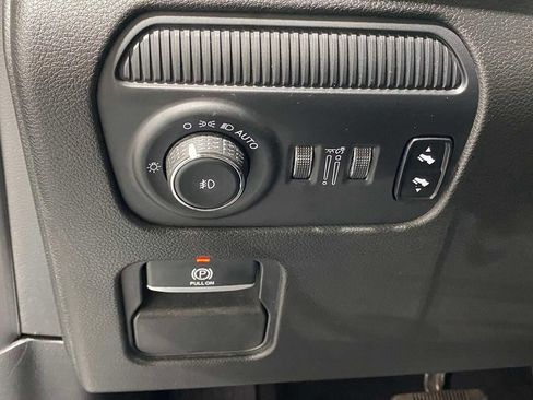 Used 2024 Jeep Wagoneer Series II AWD/4WD image 20