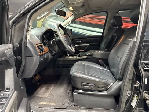 Used 2015 Nissan Armada Platinum w/ 2nd Row Captain Seat Package AWD/4WD image 4