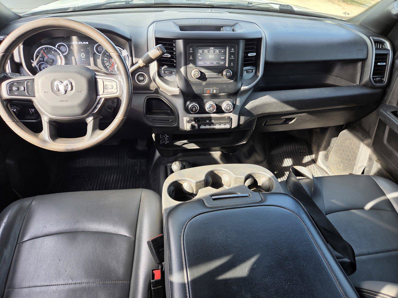 Used 2024 RAM 3500 Tradesman w/ Chrome Appearance Group AWD/4WD image 26