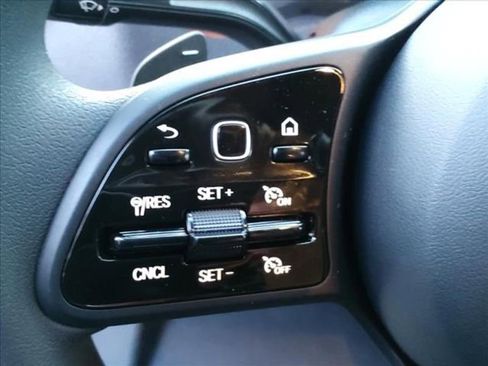 Used 2024 Mercedes-Benz Sprinter 2500 image 17