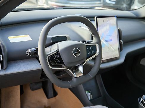 New 2025 Volvo EX30 Ultra w/ Protection Package Premier image 12