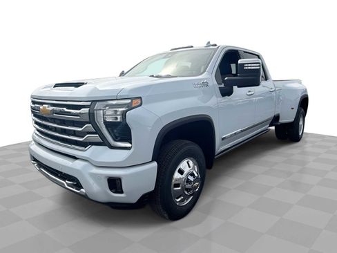 New 2026 Chevrolet Silverado 3500 High Country w/ High Country Premium Package AWD/4WD image 1