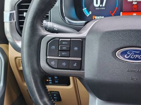 Used 2023 Ford F150 Lariat AWD/4WD image 27