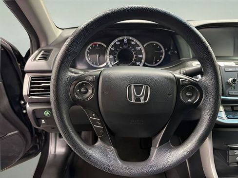 Used 2015 Honda Accord LX image 15