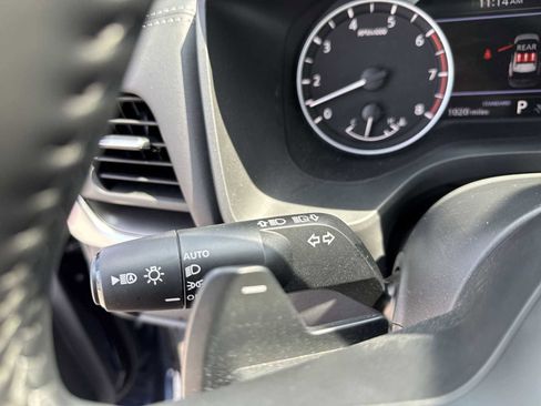 Used 2025 Nissan Rogue SV w/ SV Premium Package FWD image 29