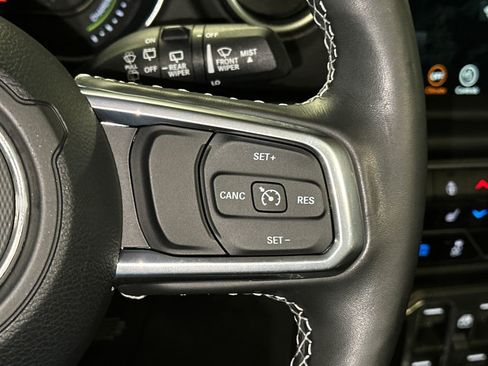 Used 2022 Jeep Wrangler Unlimited Sahara w/ Cold Weather Group image 24