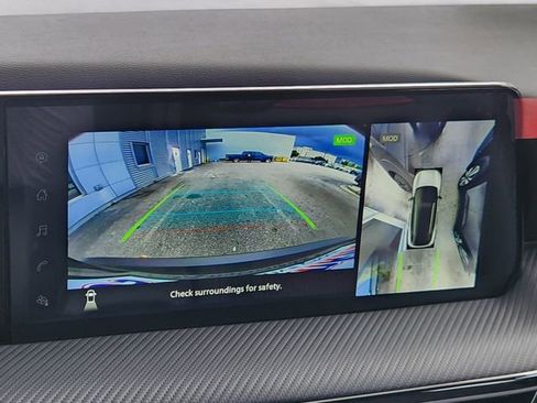 New 2025 Nissan Kicks SR image 13