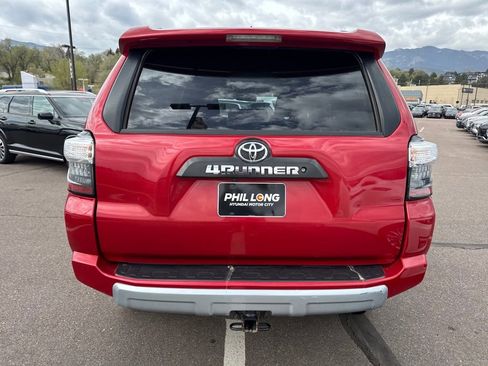 Used 2014 Toyota 4Runner Trail image 17