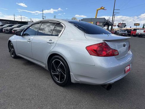Used 2011 INFINITI G37 Journey w/ Premium Pkg RWD image 5