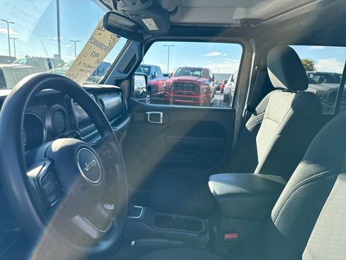 Used 2022 Jeep Wrangler Unlimited Willys image 12
