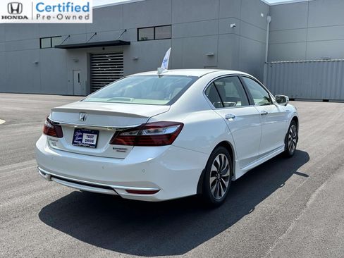 Certified 2017 Honda Accord Touring image 27