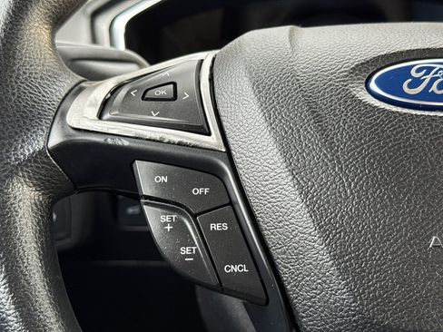 Used 2018 Ford Fusion S image 28