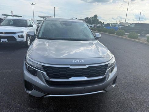 Used 2022 Kia Seltos LX AWD/4WD image 7