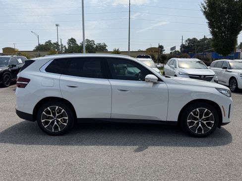 Used 2025 BMW X3 xDrive30i w/ Premium Package AWD/4WD image 10