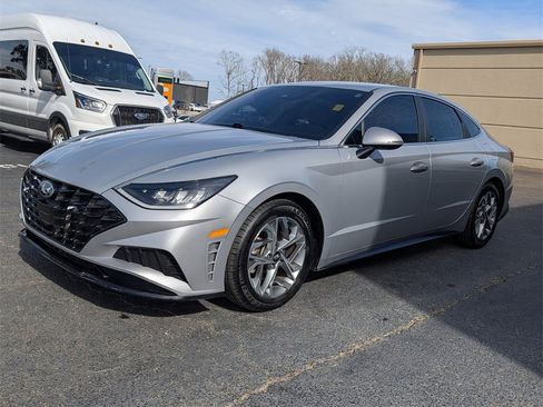 Used 2023 Hyundai Sonata SEL image 8