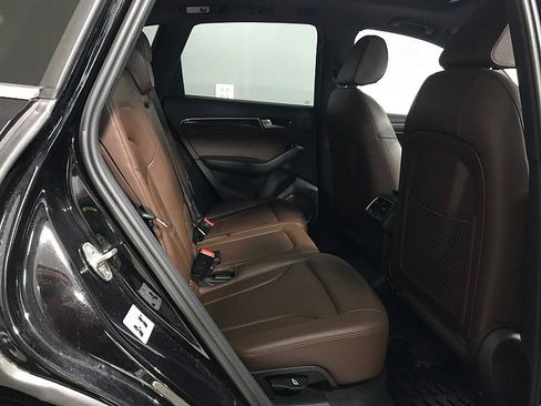 Used 2017 Audi Q5 2.0T Premium Plus w/ Technology Package AWD/4WD image 16