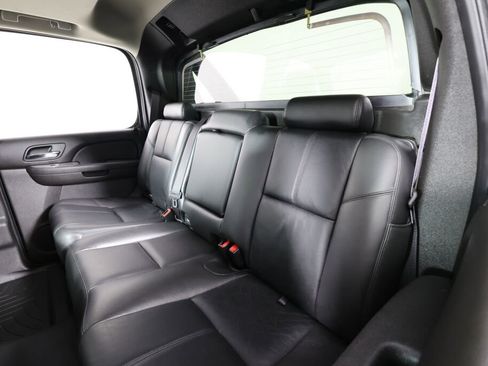 Used 2012 Chevrolet Avalanche LT w/ Suspension Package, Off-Road image 15