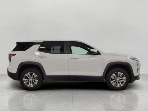 Used 2025 Chevrolet Equinox LT AWD/4WD image 12