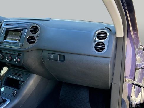 Used 2016 Volkswagen Tiguan S AWD/4WD image 19
