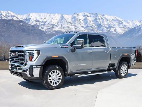 Used 2024 GMC Sierra 2500 SLT w/ SLT Premium Package image 2