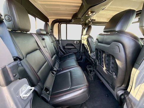 Used 2021 Jeep Gladiator Rubicon image 22