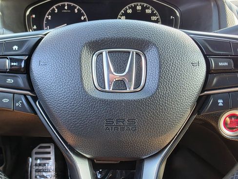 Used 2018 Honda Accord Sport image 26