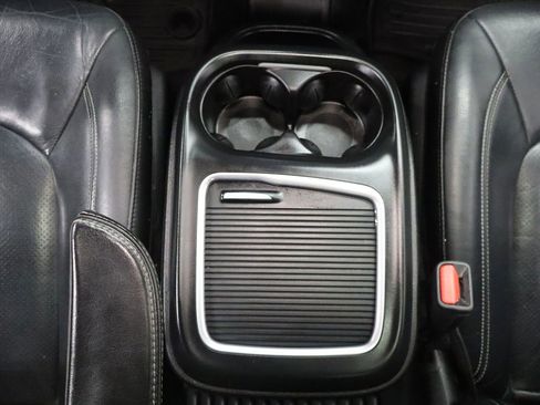 Used 2018 Chrysler Pacifica Touring-L Plus w/ Advanced Safetytec Group FWD image 31