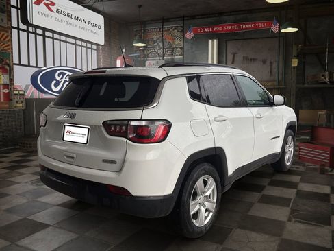Used 2022 Jeep Compass Latitude FWD image 6