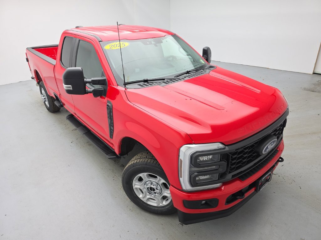 Used 2025 Ford F350 XL w/ STX Appearance Package AWD/4WD image 2