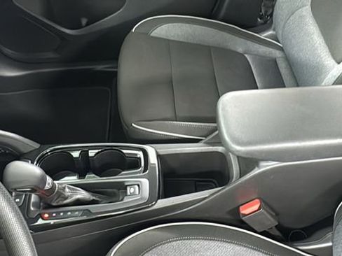 Used 2025 Chevrolet TrailBlazer LT image 32