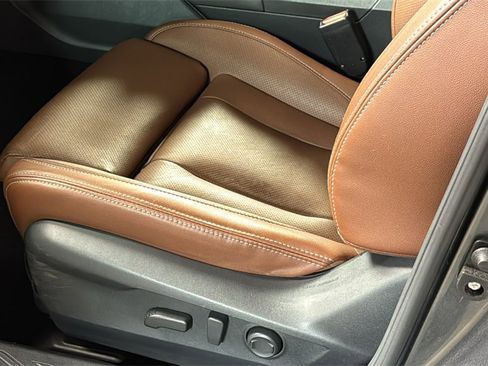 Used 2022 Subaru Outback Touring XT image 26