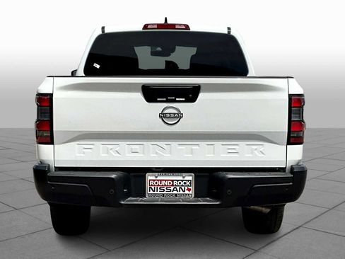 Used 2025 Nissan Frontier S RWD image 4