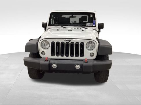 Used 2017 Jeep Wrangler Sport w/ Quick Order Package 24S AWD/4WD image 4