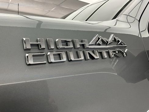 Used 2024 Chevrolet Silverado 3500 High Country w/ High Country Premium Package image 24