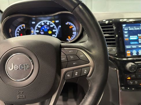 Used 2019 Jeep Grand Cherokee High Altitude AWD/4WD image 14