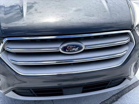 Used 2019 Ford Escape Titanium FWD image 30