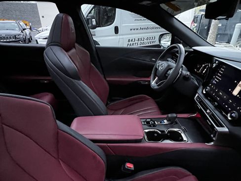 Used 2025 Lexus RX 500h F Sport w/ Convenience Package image 47