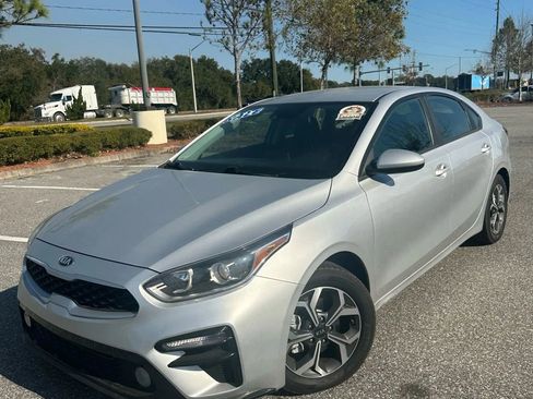 Used 2019 Kia Forte LXS image 1