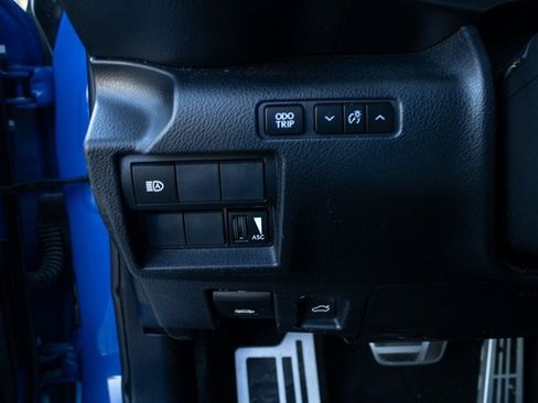 Used 2021 Lexus IS 350 F Sport image 5