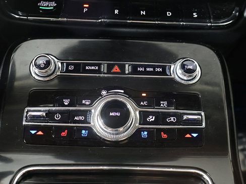 Used 2022 Lincoln Nautilus Reserve AWD/4WD image 49