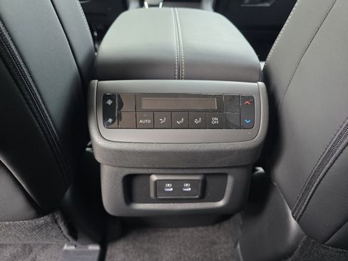 New 2026 Nissan Pathfinder SL AWD/4WD image 24