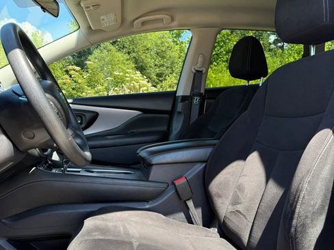 Used 2019 Nissan Murano S FWD image 5