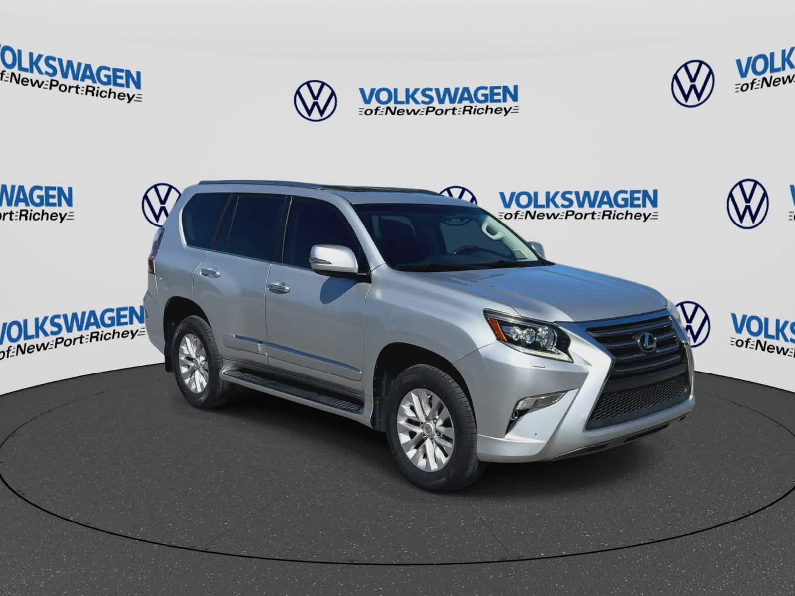 Used 2016 Lexus GX 460 w/ Premium Package AWD/4WD image 2