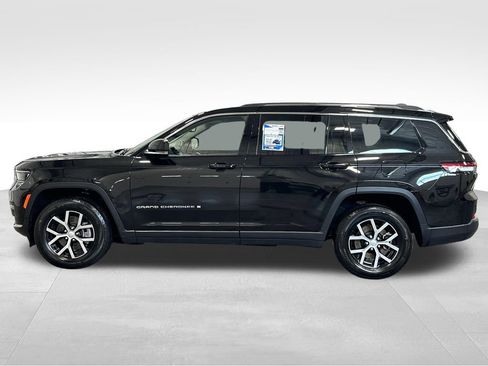 Used 2023 Jeep Grand Cherokee L Limited AWD/4WD image 4
