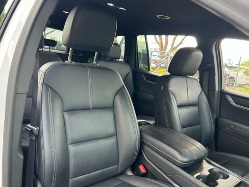 Used 2024 GMC Acadia Elevation AWD/4WD image 45