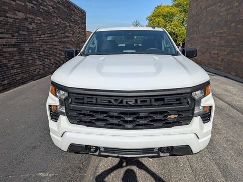 Used 2022 Chevrolet Silverado 1500 Custom AWD/4WD image 7