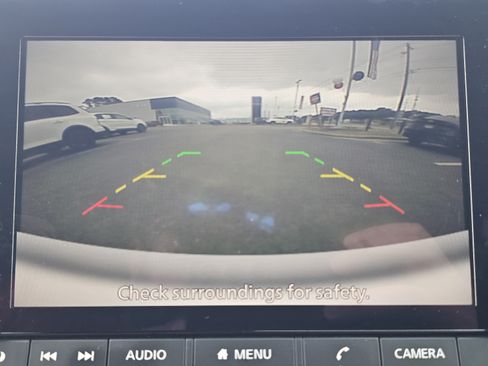 Used 2024 Nissan Pathfinder SV FWD image 27