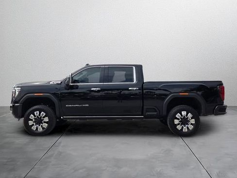 Used 2026 GMC Sierra 2500 Denali w/ Denali Reserve Package AWD/4WD image 2